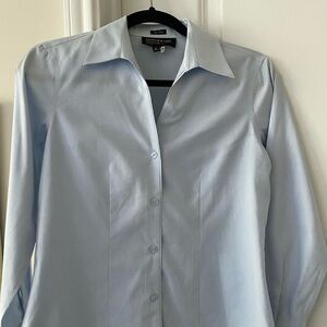 NWOT Jones New York Platinum collection Blue Non-Iron Button Down Shirt, Size 2P